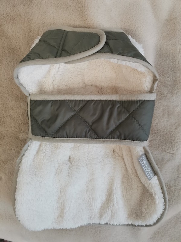 Kurtka zimowa dla psa z kożuchem SIENNA granatowa | Chloe's Home | PETZWELCOME