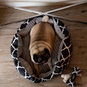 Pet bed with Moroccan patterns ROME gray | PETZWELCOME