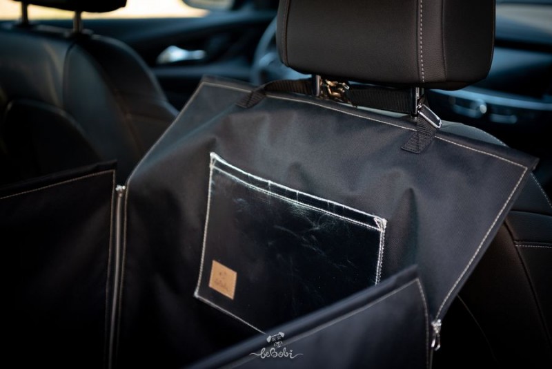 Car seat cover 1/2 „DENGU” MONO Olive | Bebobi | PETZWELCOME