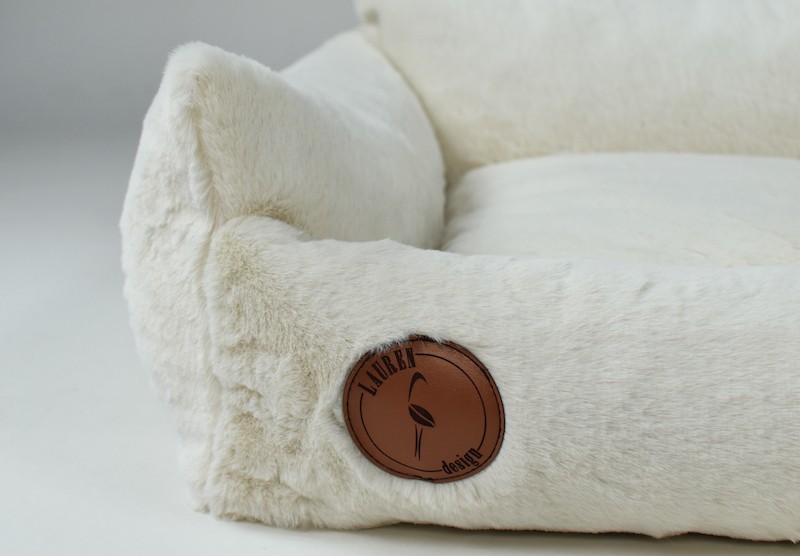 Fluffy pet bed Lauren Design cream | PETZWELCOME