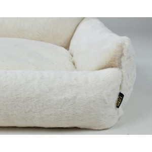 Fluffy pet bed Lauren Design cream | PETZWELCOME