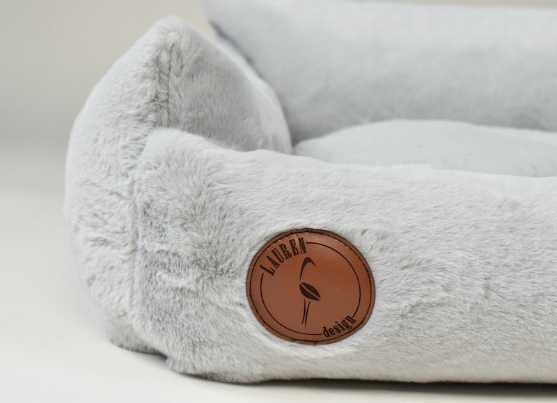 Fluffy pet bed Lauren Design grey | PETZWELCOME
