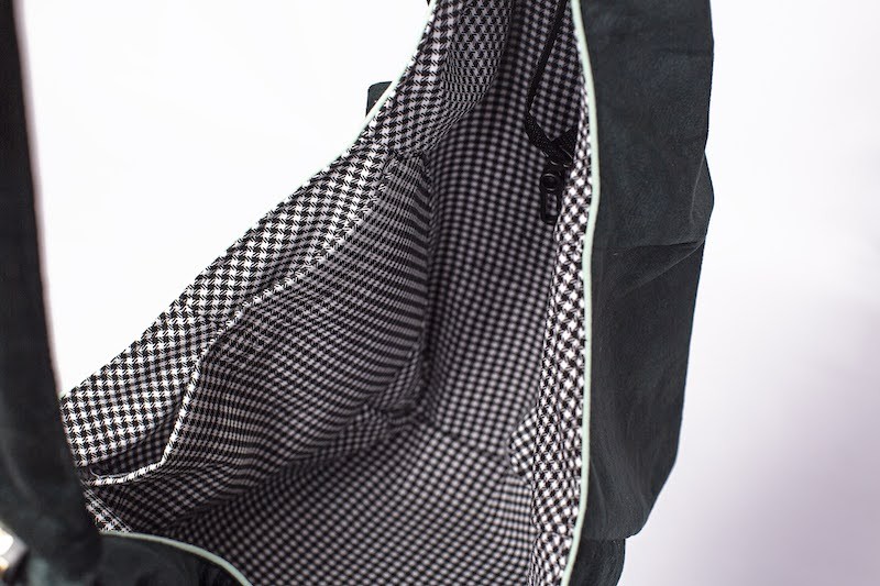 SARA Charcoal Carrier Bag for Dogs and Cats | Lauren design | PETZWELCOME