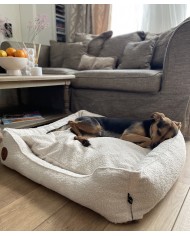 Cezar Sofa Bed for Dogs and Cats Cream Bouclé | PETZWELCOME