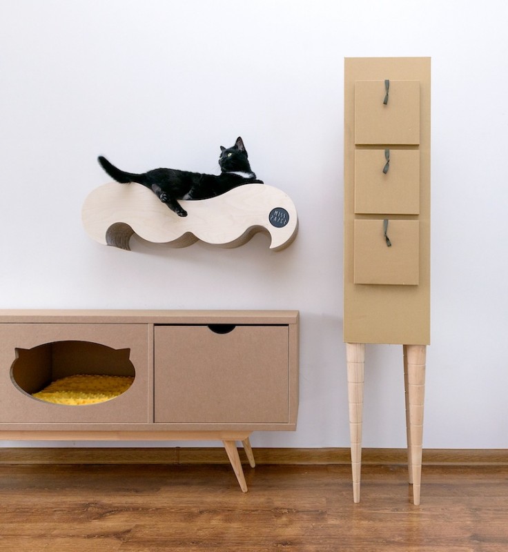 Drapak dla kota na ścianę Wąsy Miss Paper
