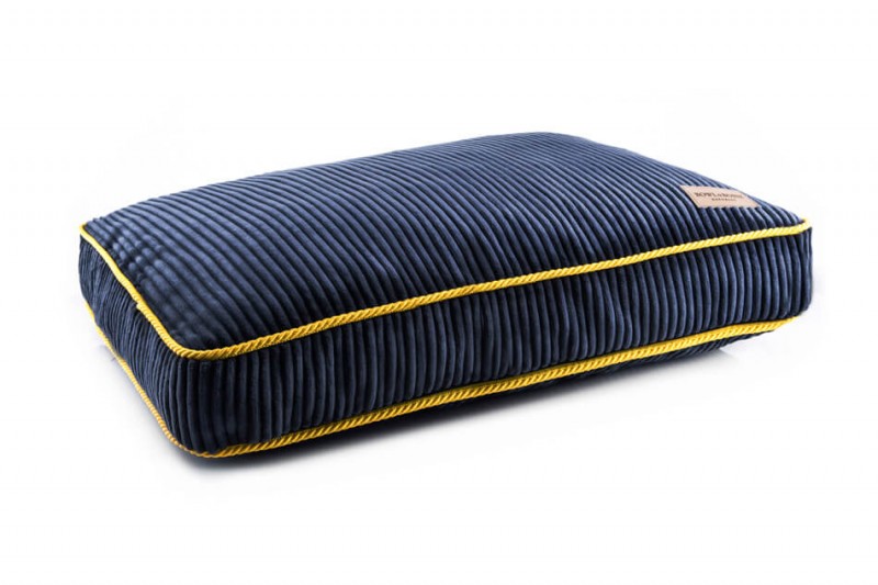 DECO dog cushion sapphire | Bowl and Bone Republic | PETZWELCOME