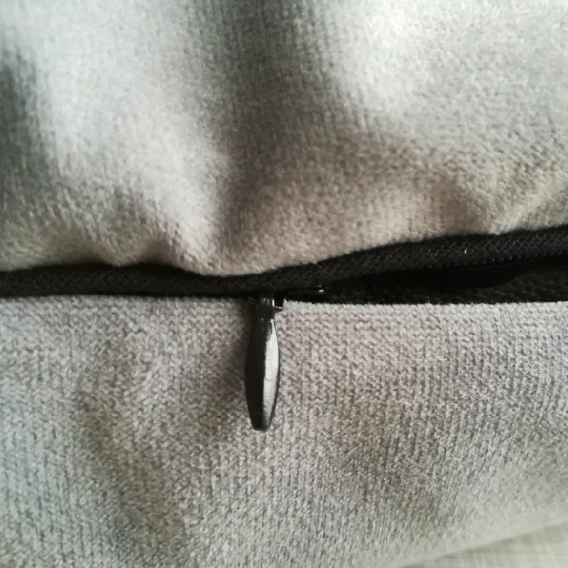 Legowisko dla psa Norka NEL butelkowa zieleń | Lauren Design | PETZWELCOME