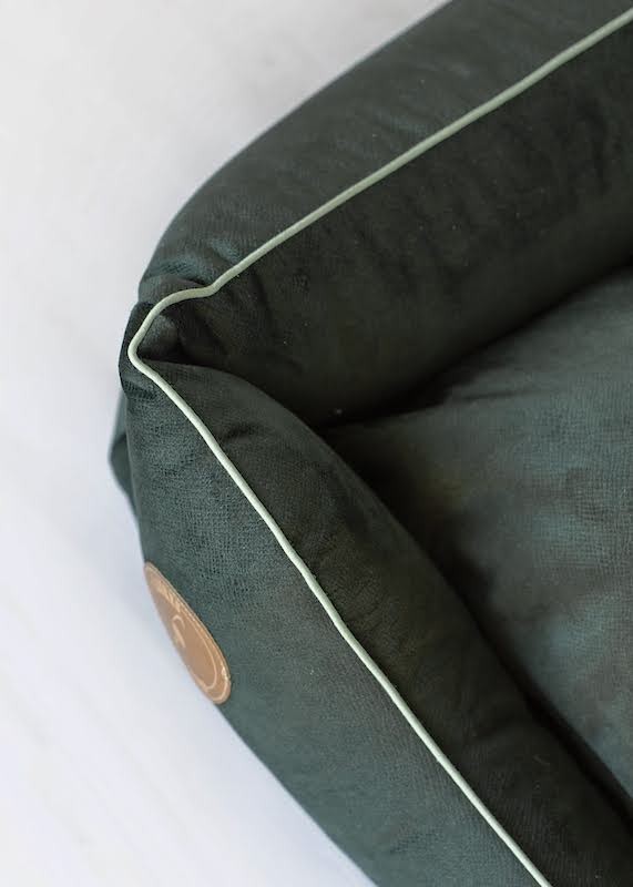 Kanapa Cezar Premium butelkowa zieleń | Lauren Design | PETZWELCOME