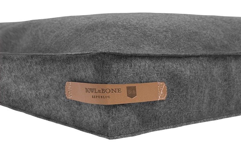 LOFT graphite dog cushion | Bowl and Bone Republic | PETZWELCOME