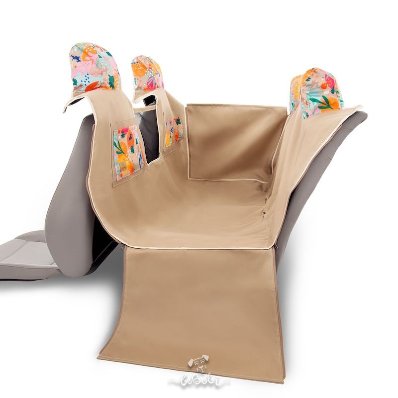 Car seat cover for a dog „KUKO+” PAWRADISE | Bebobi | PETZWELCOME