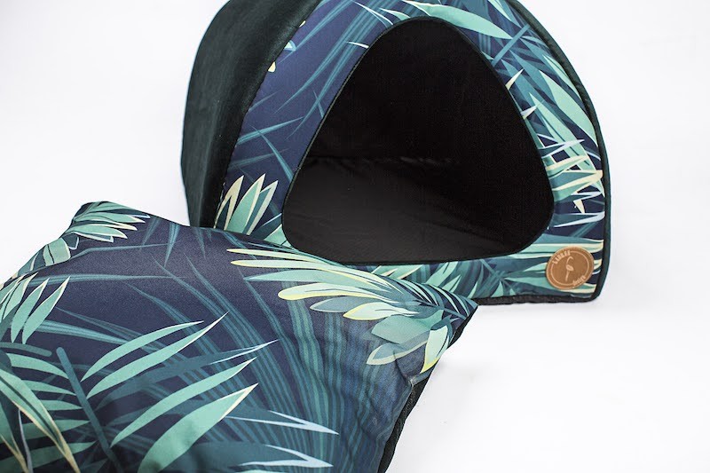 Doghouse Bella Forest